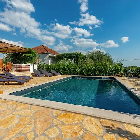 Luka & Lorena Apartamento