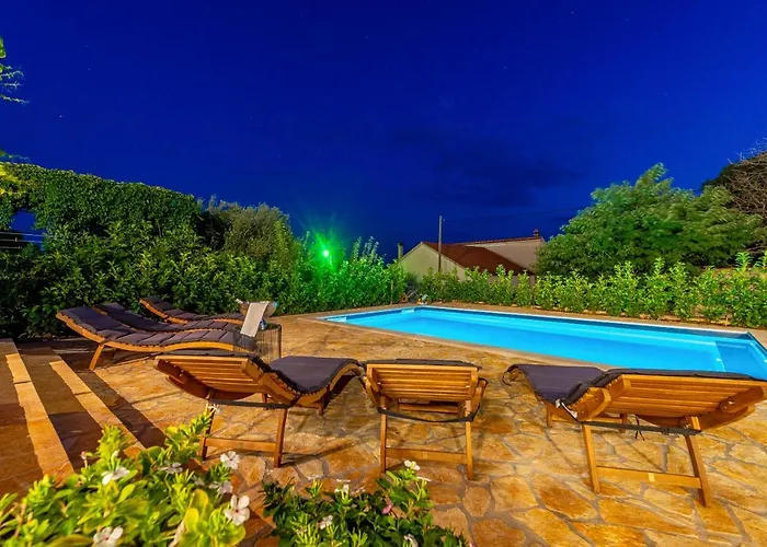 Apartment Luka & Lorena