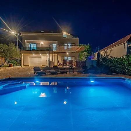 Luka & Lorena Apartamento