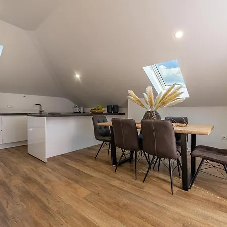 Luka & Lorena Apartamento *