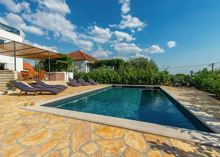 Luka & Lorena 아파트